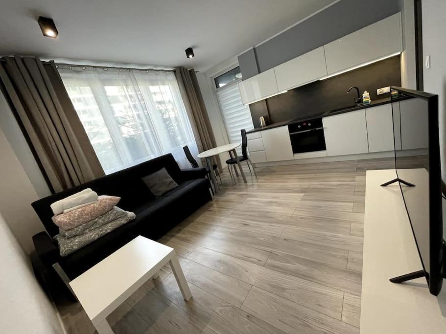 New Apartment - Near Sky Tower - 4 People - New Building - Lift Wrocław Eksteriør bilde