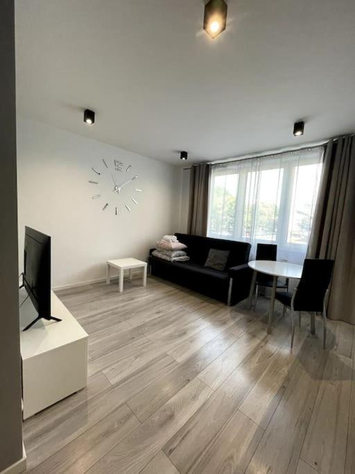 New Apartment - Near Sky Tower - 4 People - New Building - Lift Wrocław Eksteriør bilde
